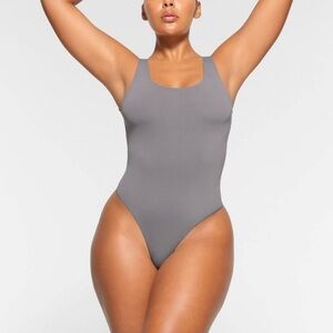 NWT Soft Smoothing Seamless Thong Bodysuit in Pacific Medium Limited Edition